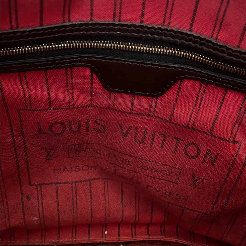 Louis Vuitton Brown Checkered Tote - Picture 2 of 3